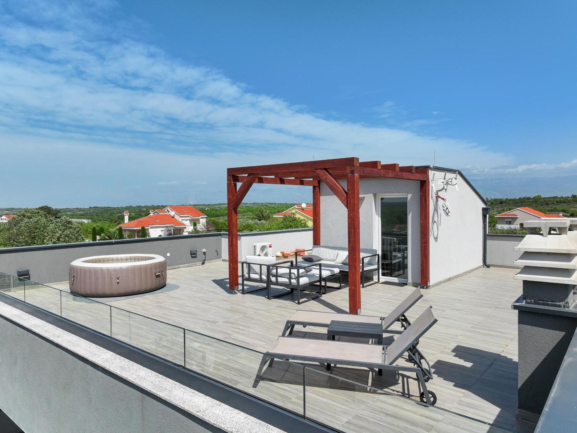 Villa Tia With Heated Pool & Jacuzzi Murvica  Экстерьер фото